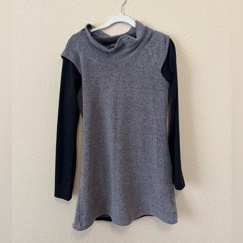 Merrell gray and black cowl neck long sleeve dress. Size Medium